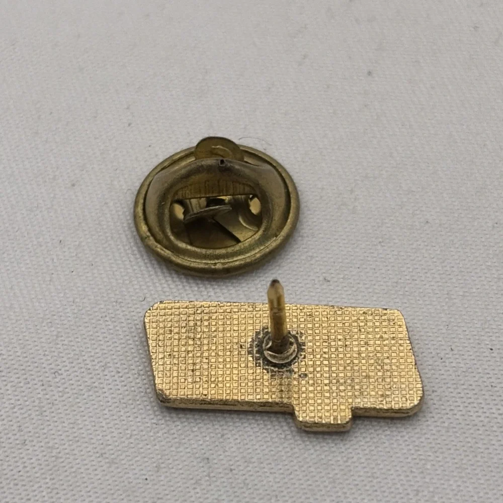 International Traders IT Logo Lapel Hat Pin